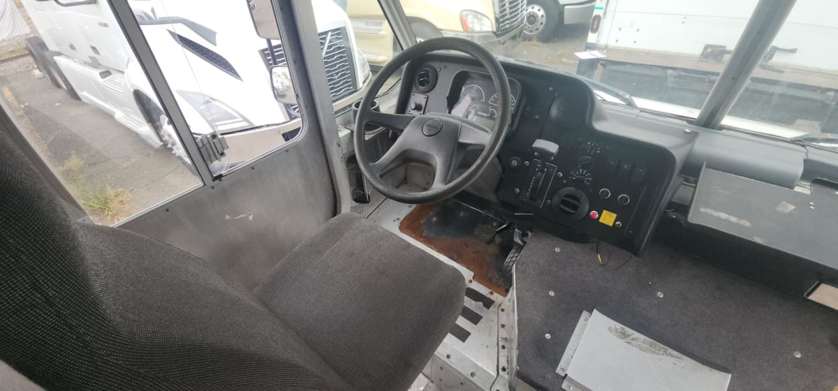 2016 Frtlr Custom Chassis Corp MT45 646515