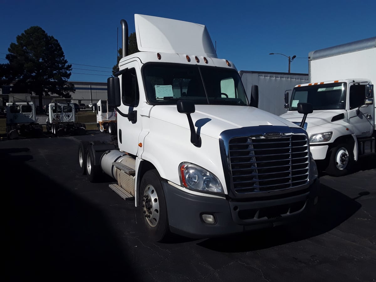 2016 Freightliner/Mercedes CASCADIA 125 646640