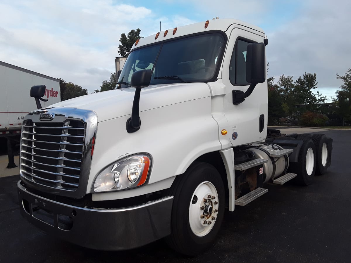 2016 Freightliner/Mercedes CASCADIA 125 646744