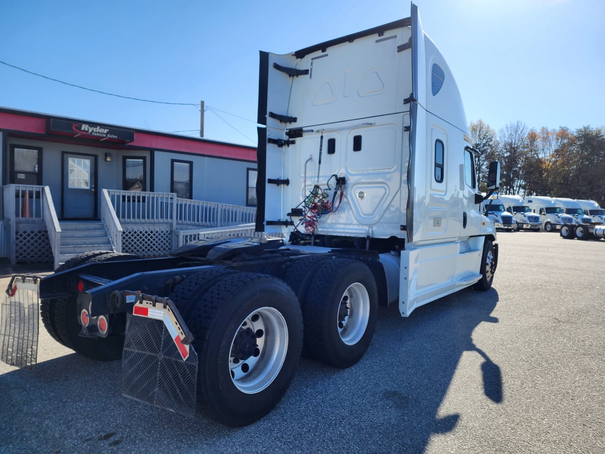 2016 Freightliner/Mercedes CASCADIA 125 646776