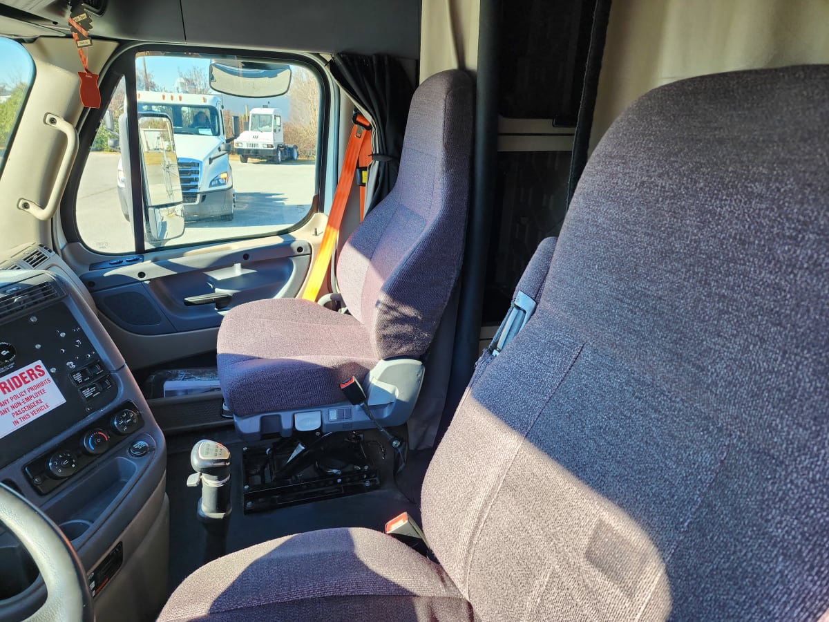 2016 Freightliner/Mercedes CASCADIA 125 646776