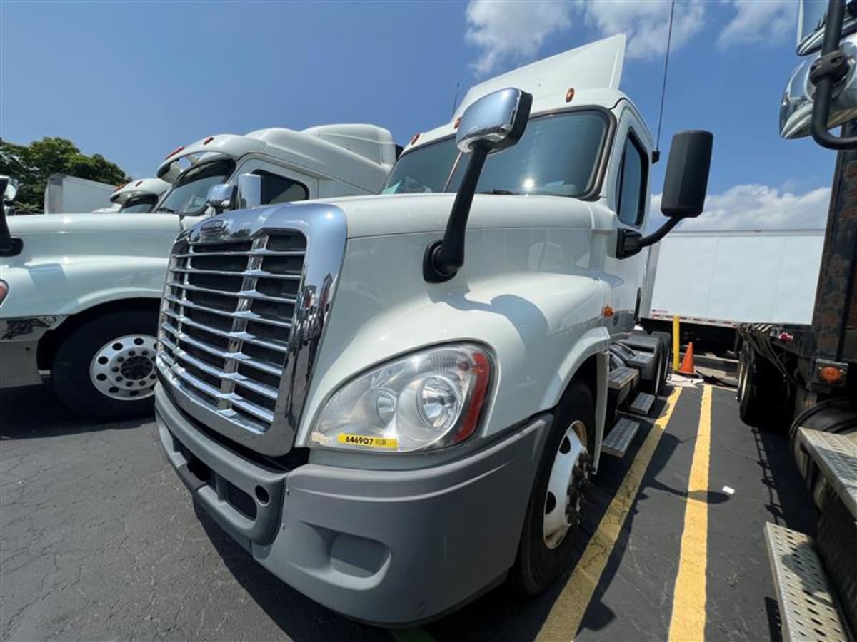 2016 Freightliner/Mercedes CASCADIA 125 646907