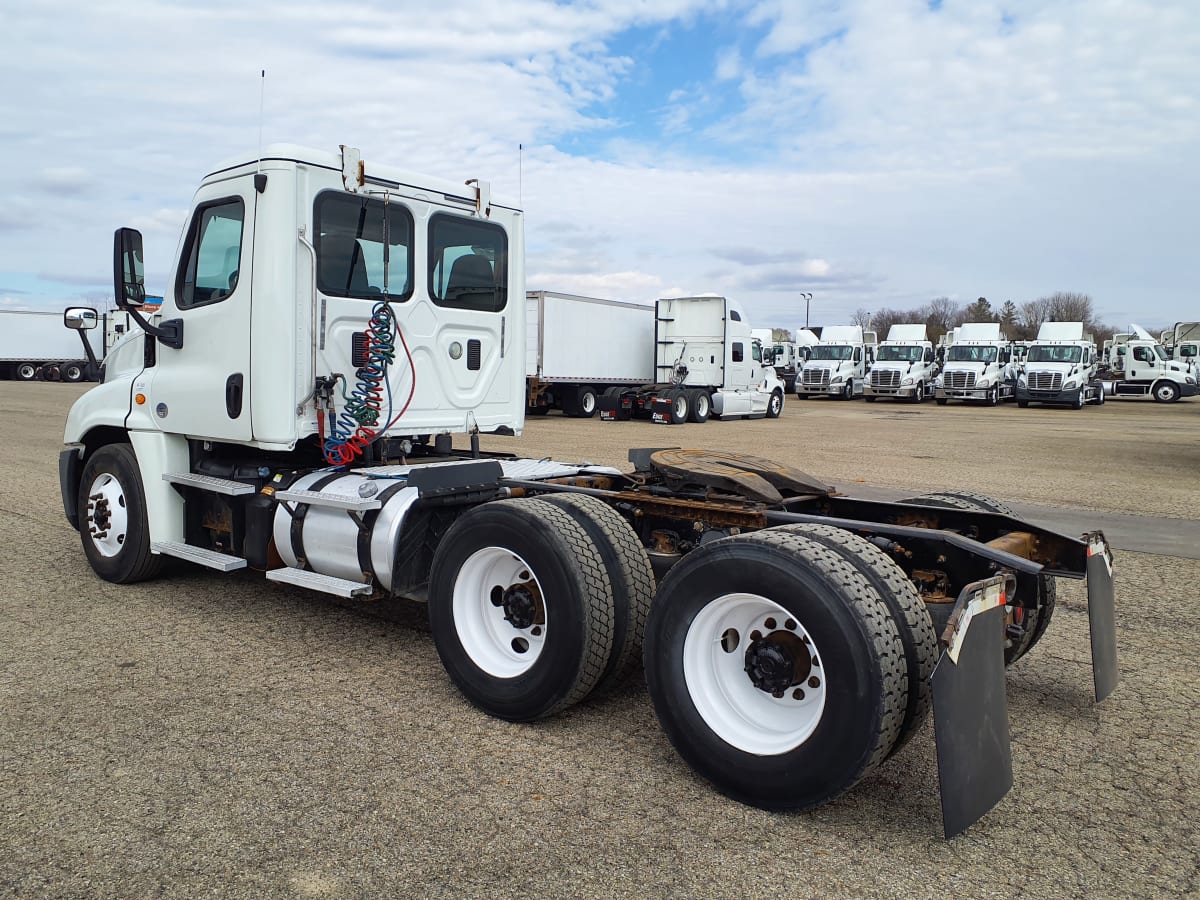 2016 Freightliner/Mercedes CASCADIA 125 646978