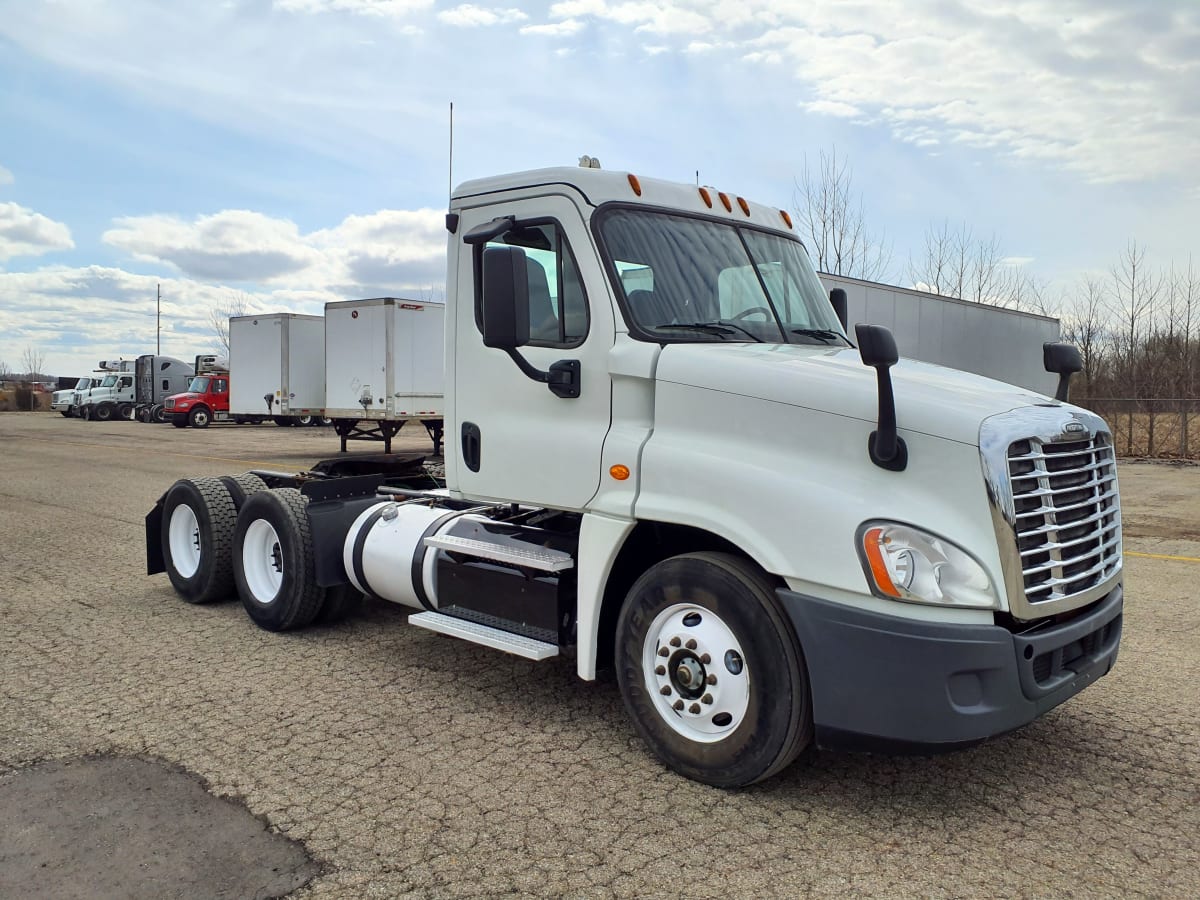 2016 Freightliner/Mercedes CASCADIA 125 646978