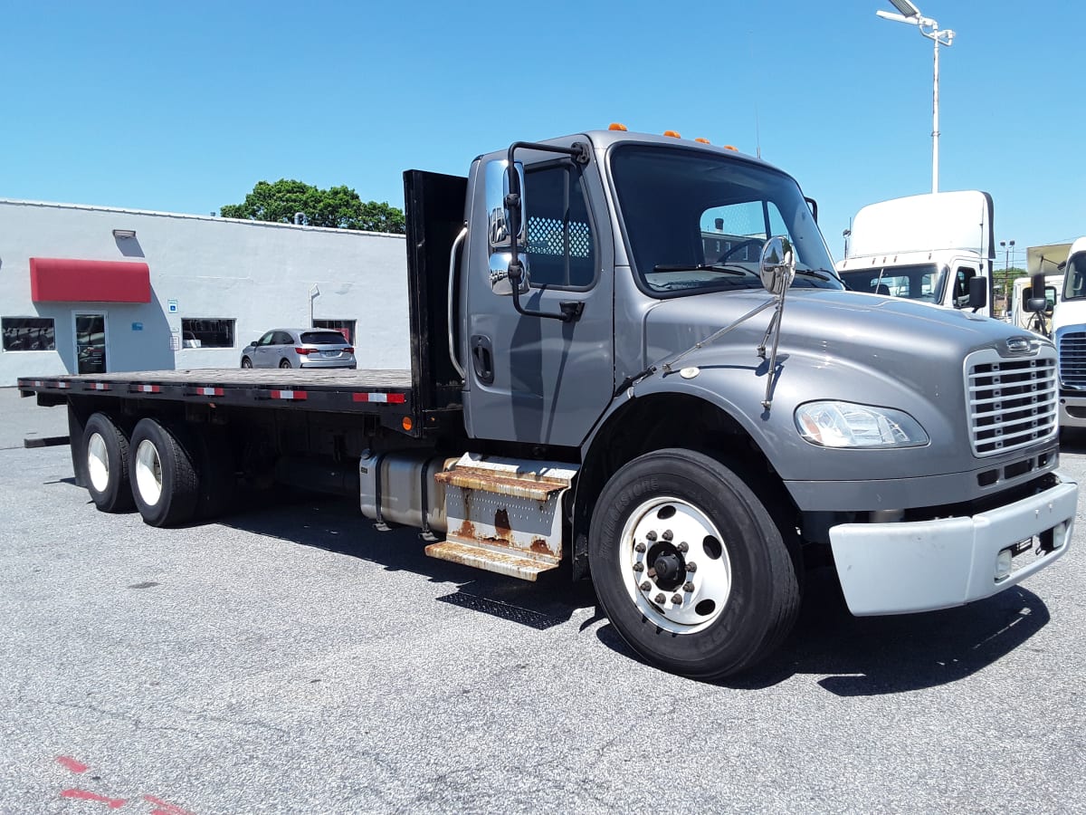 2016 Freightliner/Mercedes M2 106 647011