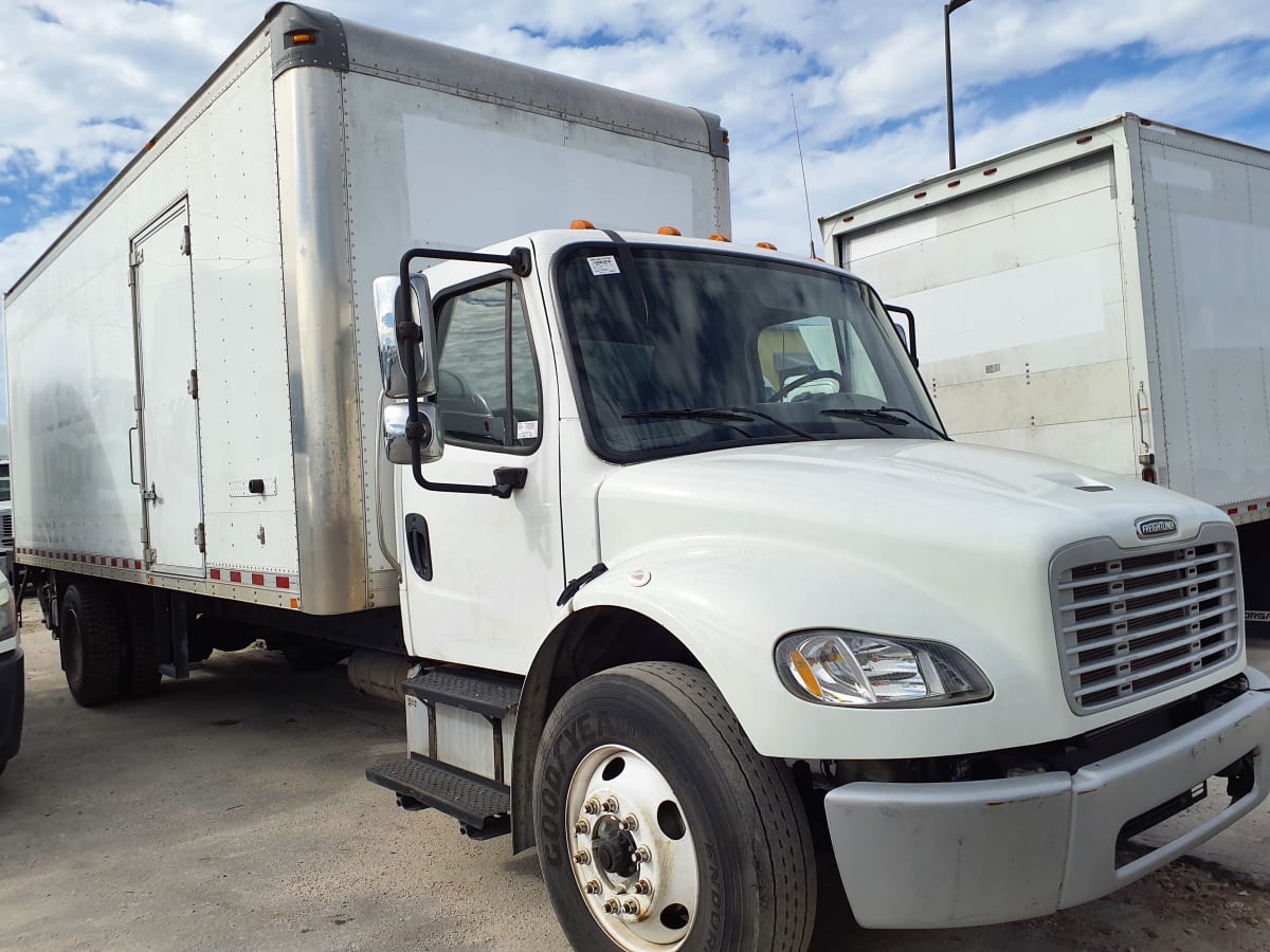 2016 Freightliner/Mercedes M2 106 647174