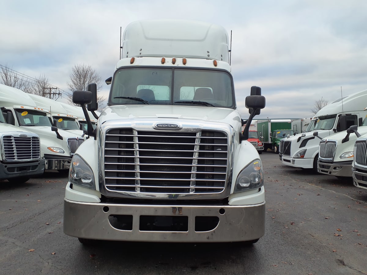 2016 Freightliner/Mercedes CASCADIA 125 647209