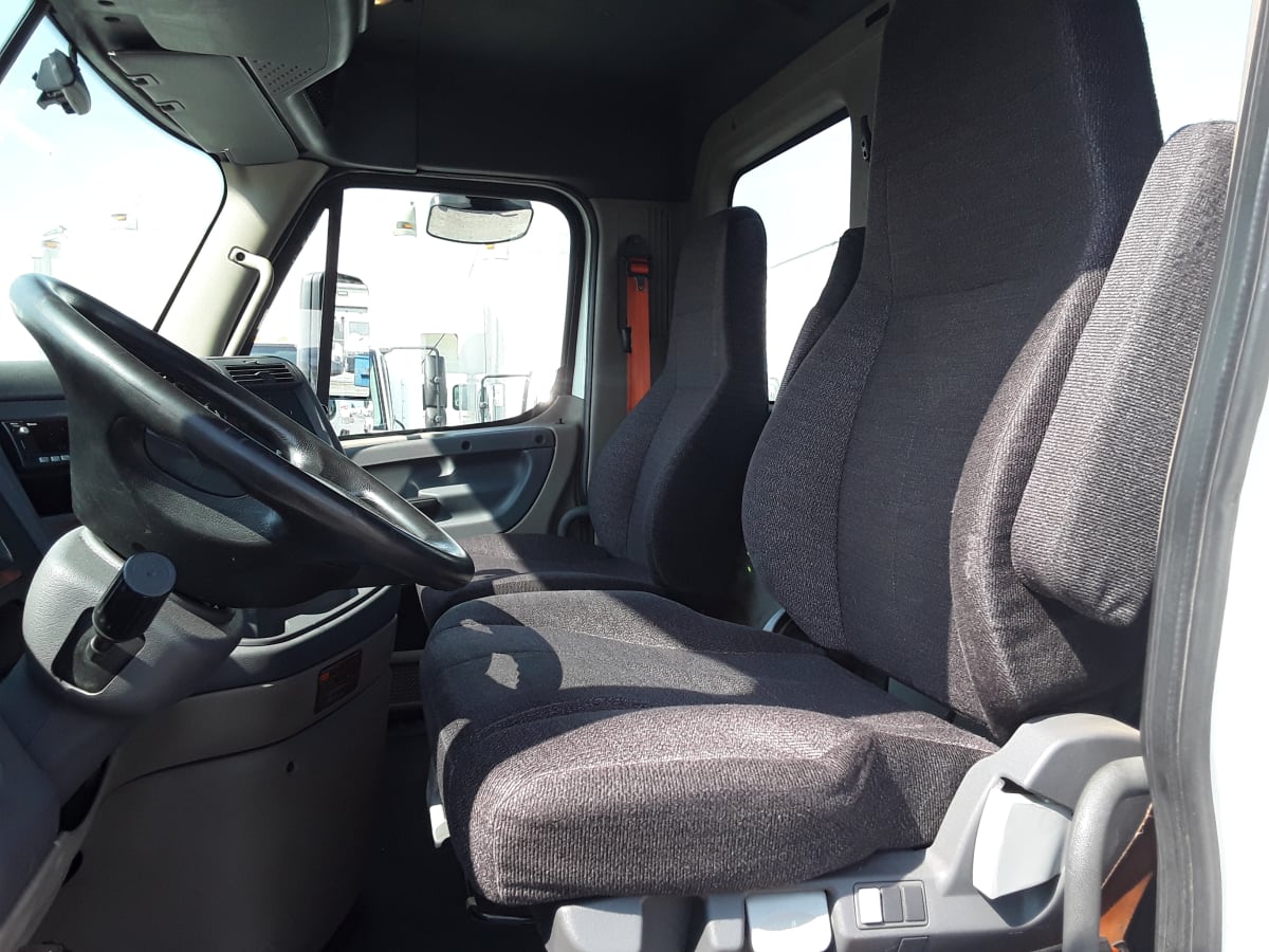 2016 Freightliner/Mercedes CASCADIA 125 647218