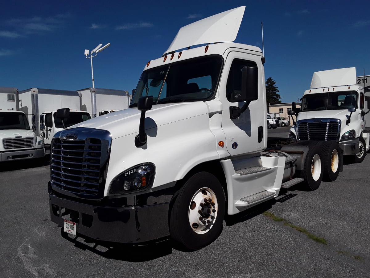 2016 Freightliner/Mercedes CASCADIA 125 647219