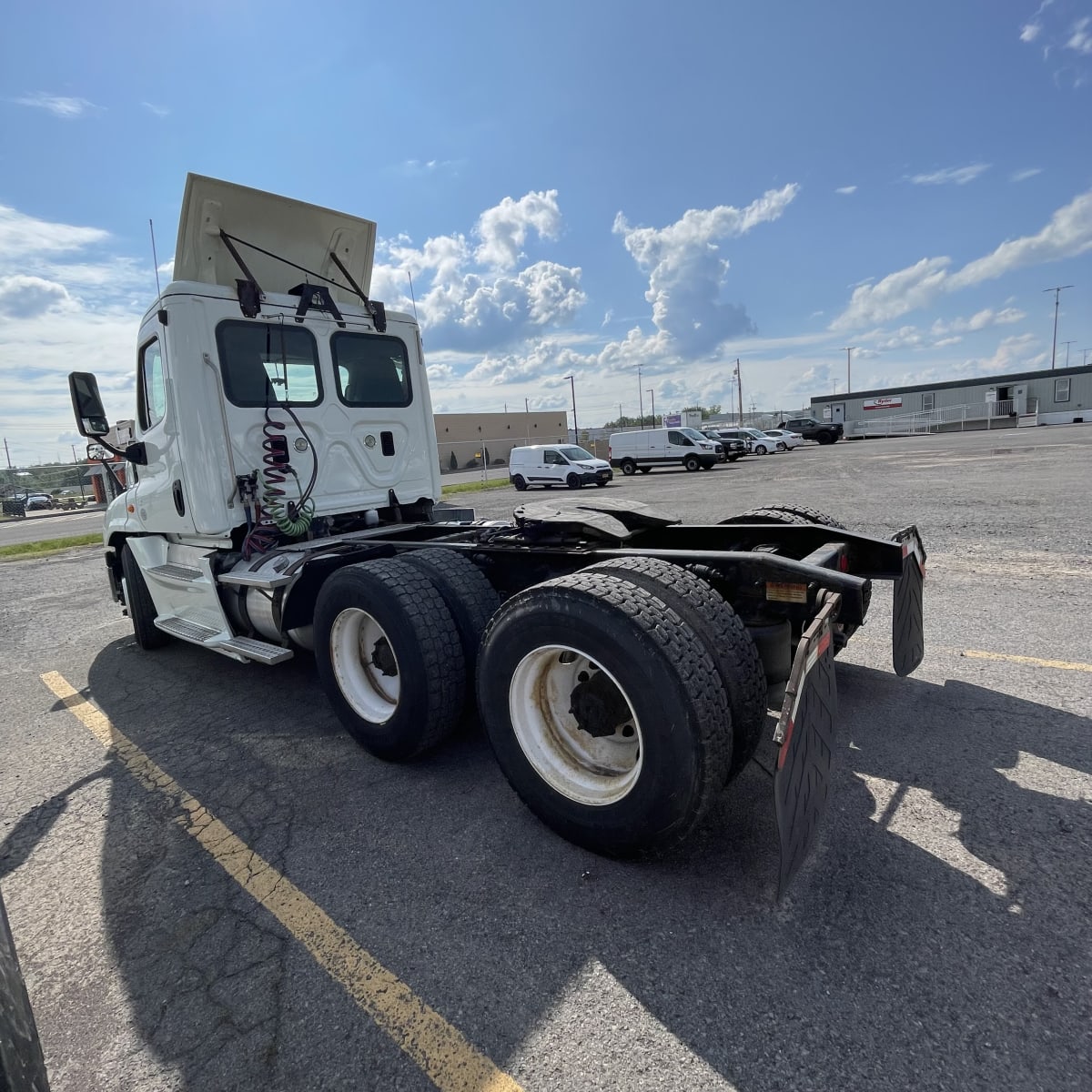 2016 Freightliner/Mercedes CASCADIA 125 647221