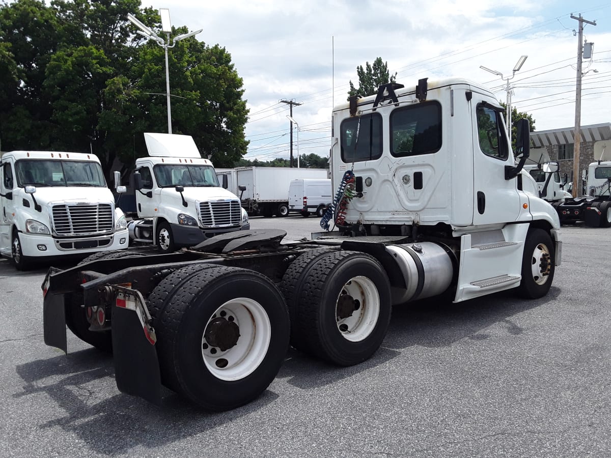 2016 Freightliner/Mercedes CASCADIA 125 647222