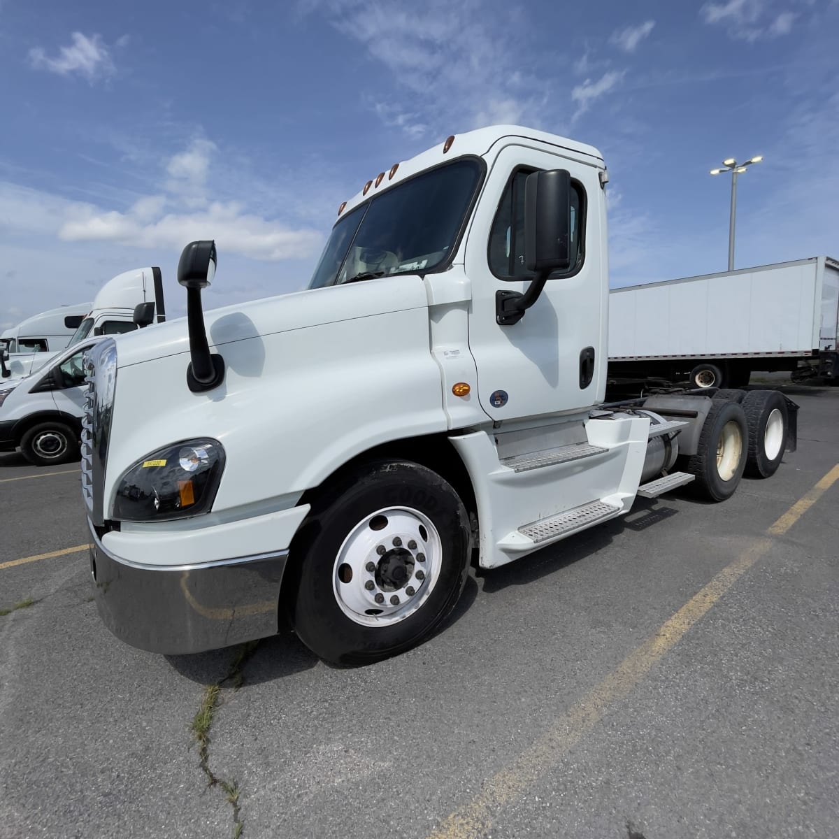 2016 Freightliner/Mercedes CASCADIA 125 647230