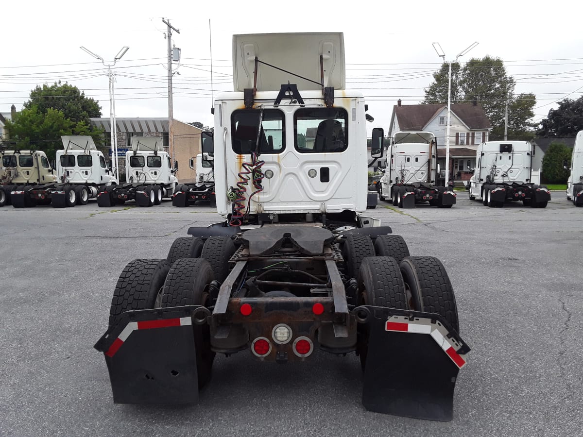 2016 Freightliner/Mercedes CASCADIA 125 647231