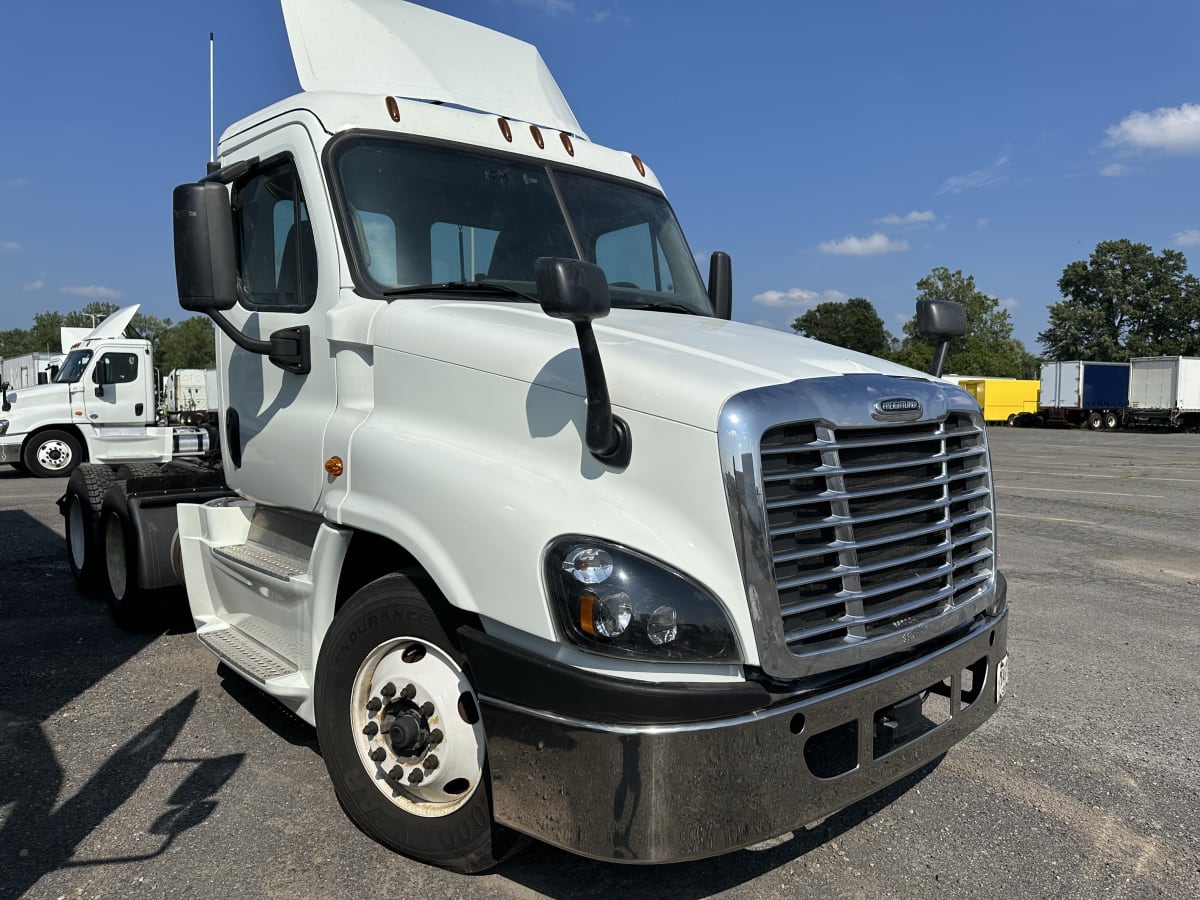 2016 Freightliner/Mercedes CASCADIA 125 647233