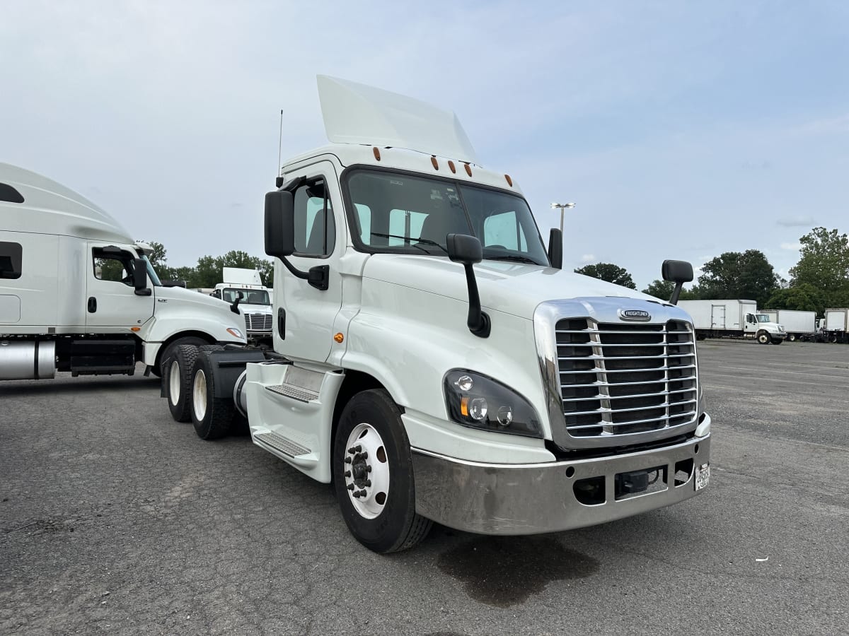 2016 Freightliner/Mercedes CASCADIA 125 647234