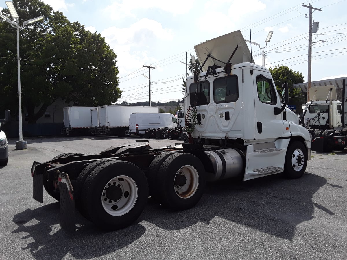 2016 Freightliner/Mercedes CASCADIA 125 647239