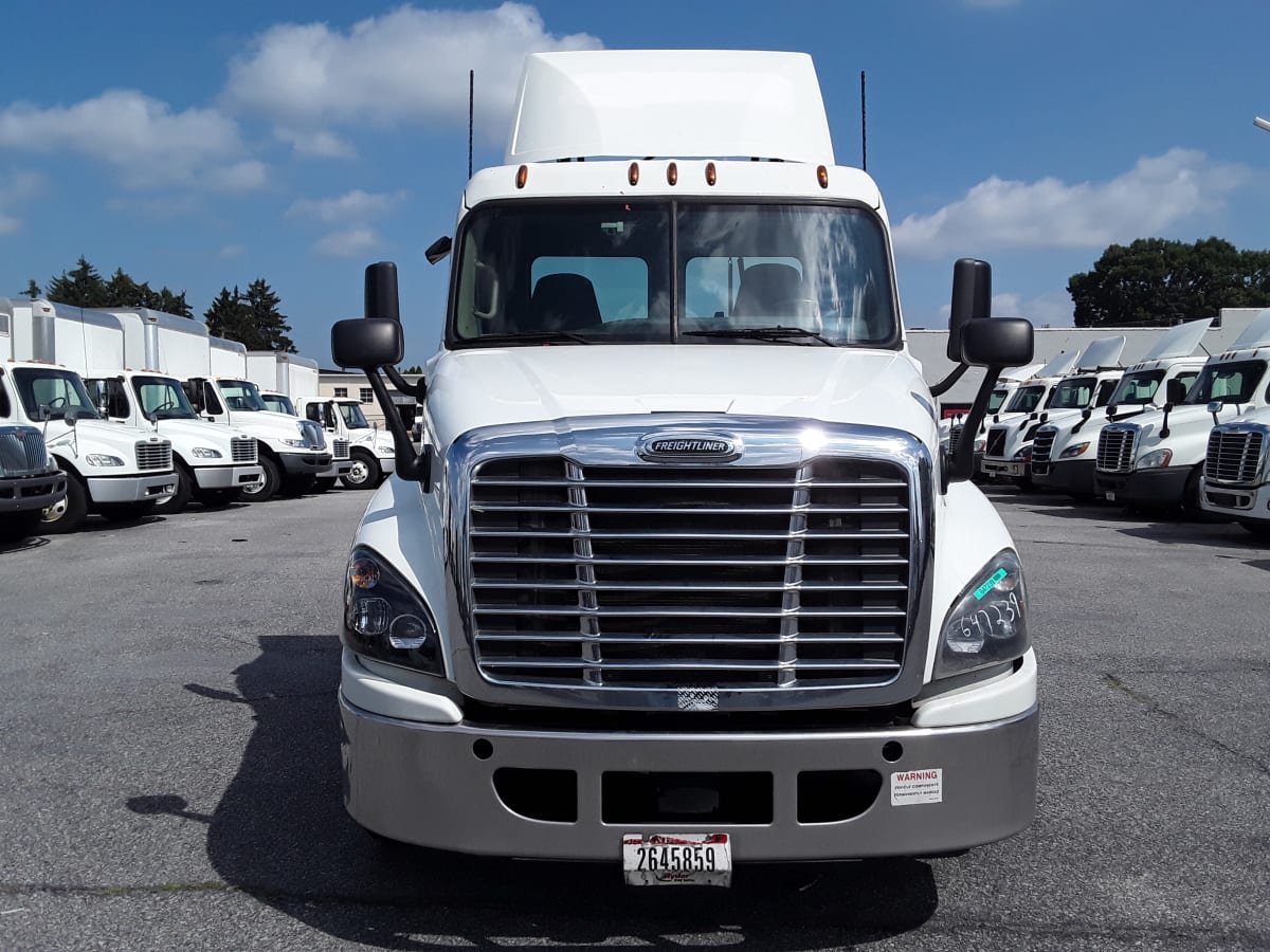 2016 Freightliner/Mercedes CASCADIA 125 647239