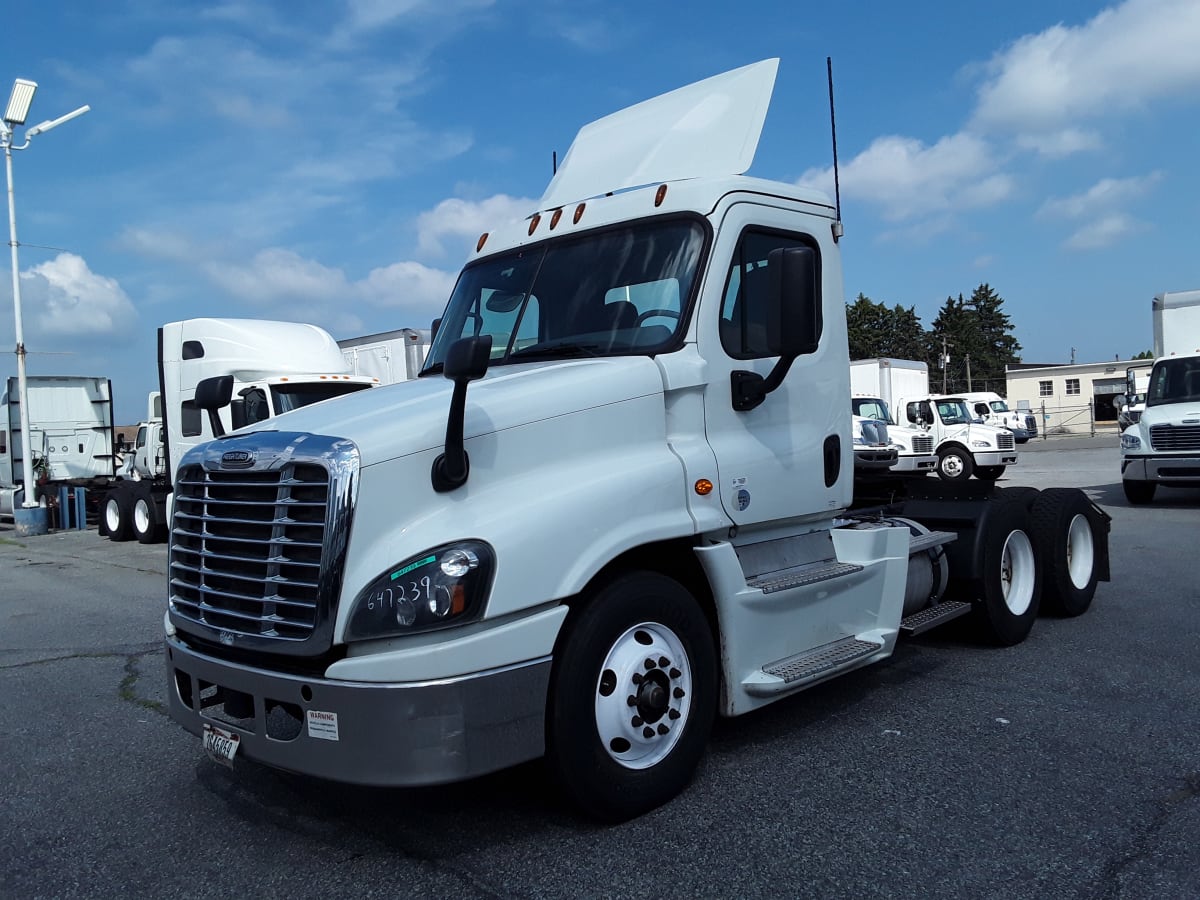 2016 Freightliner/Mercedes CASCADIA 125 647239