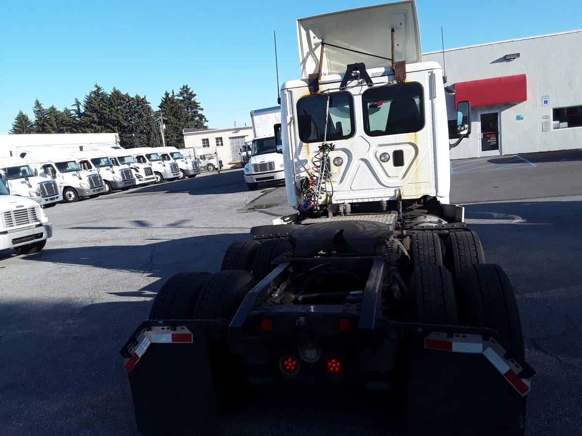 2016 Freightliner/Mercedes CASCADIA 125 647240