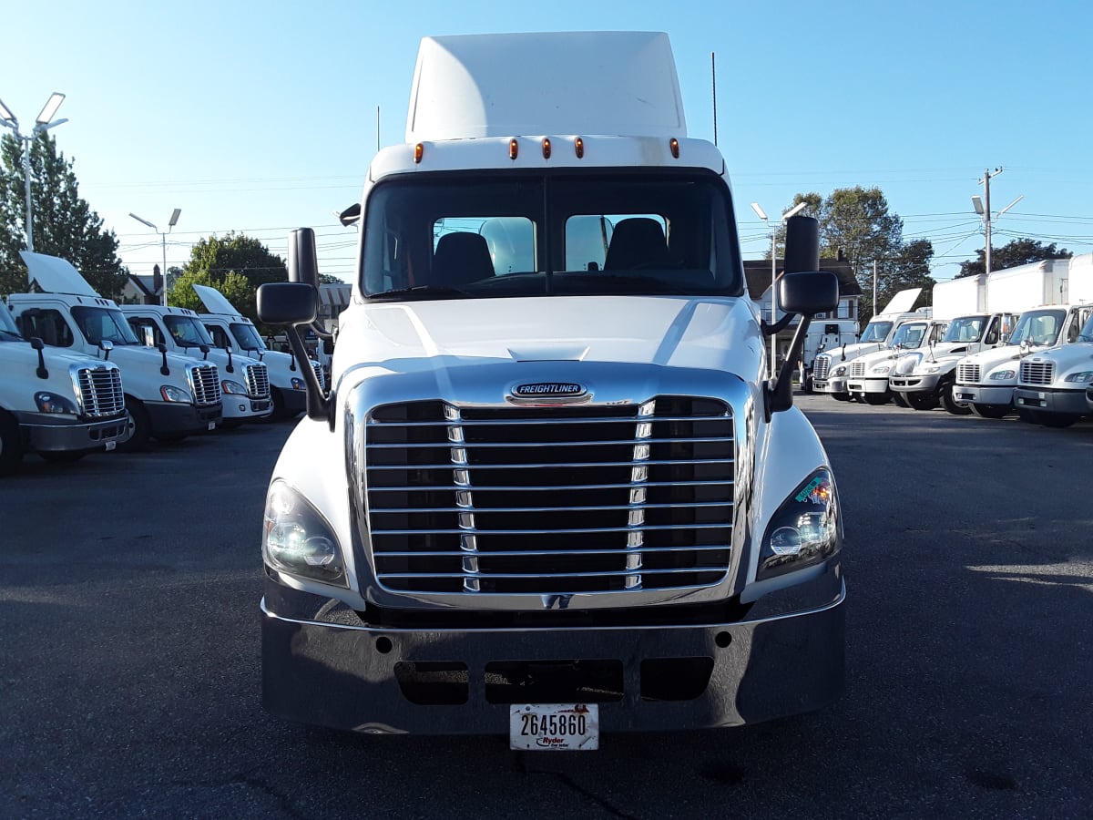 2016 Freightliner/Mercedes CASCADIA 125 647240