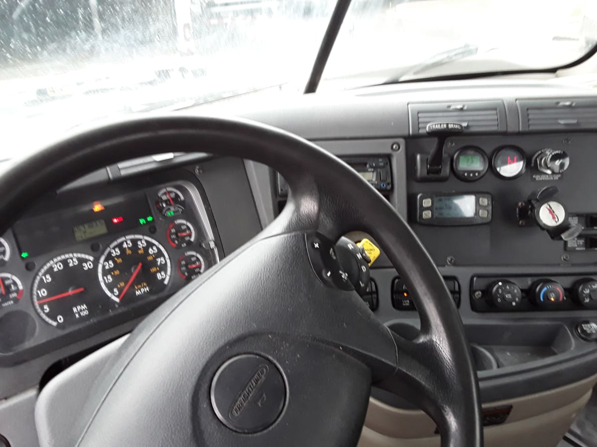 2016 Freightliner/Mercedes CASCADIA 125 647288