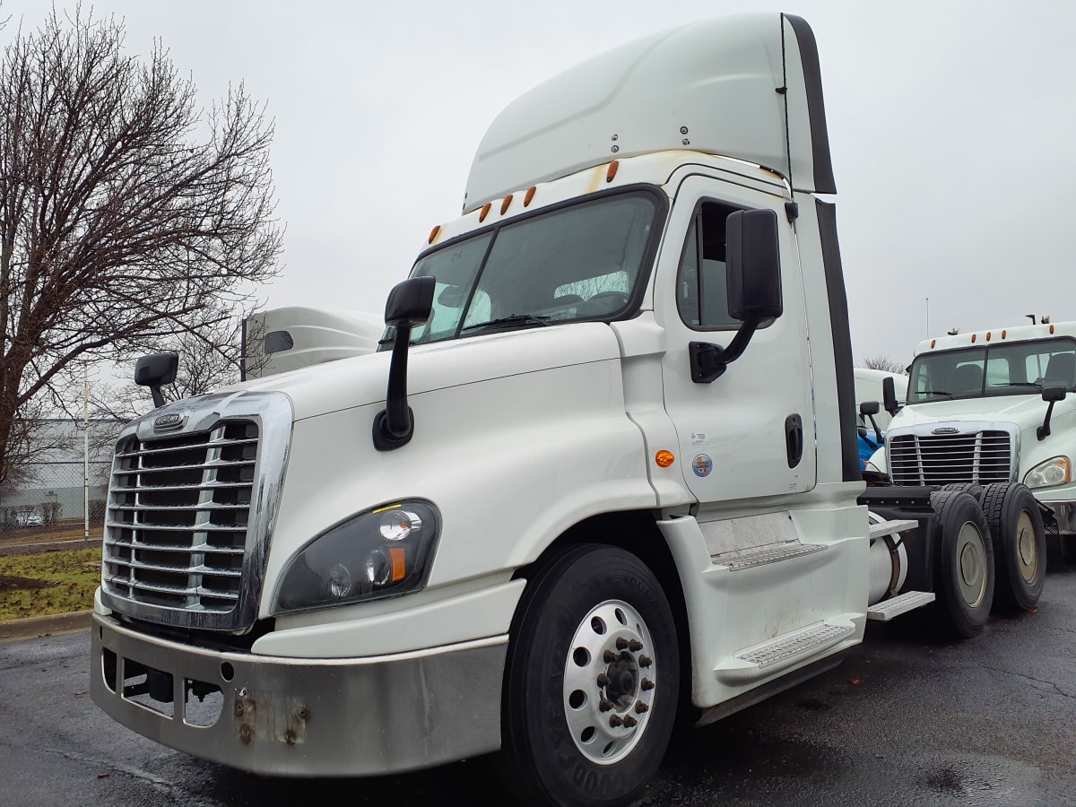 2016 Freightliner/Mercedes CASCADIA 125 647293