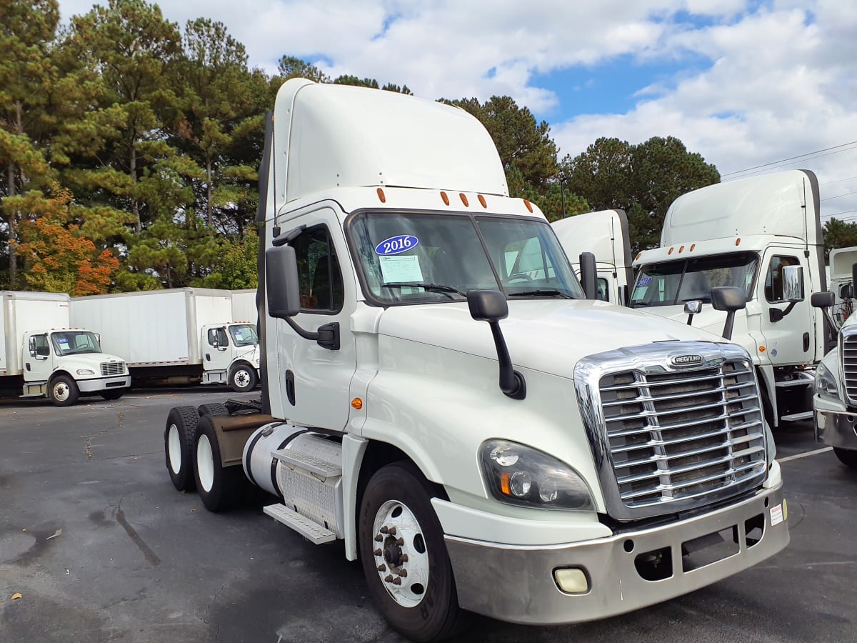 2016 Freightliner/Mercedes CASCADIA 125 647395