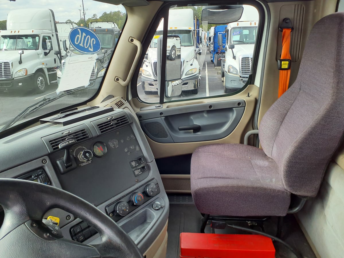 2016 Freightliner/Mercedes CASCADIA 125 647395