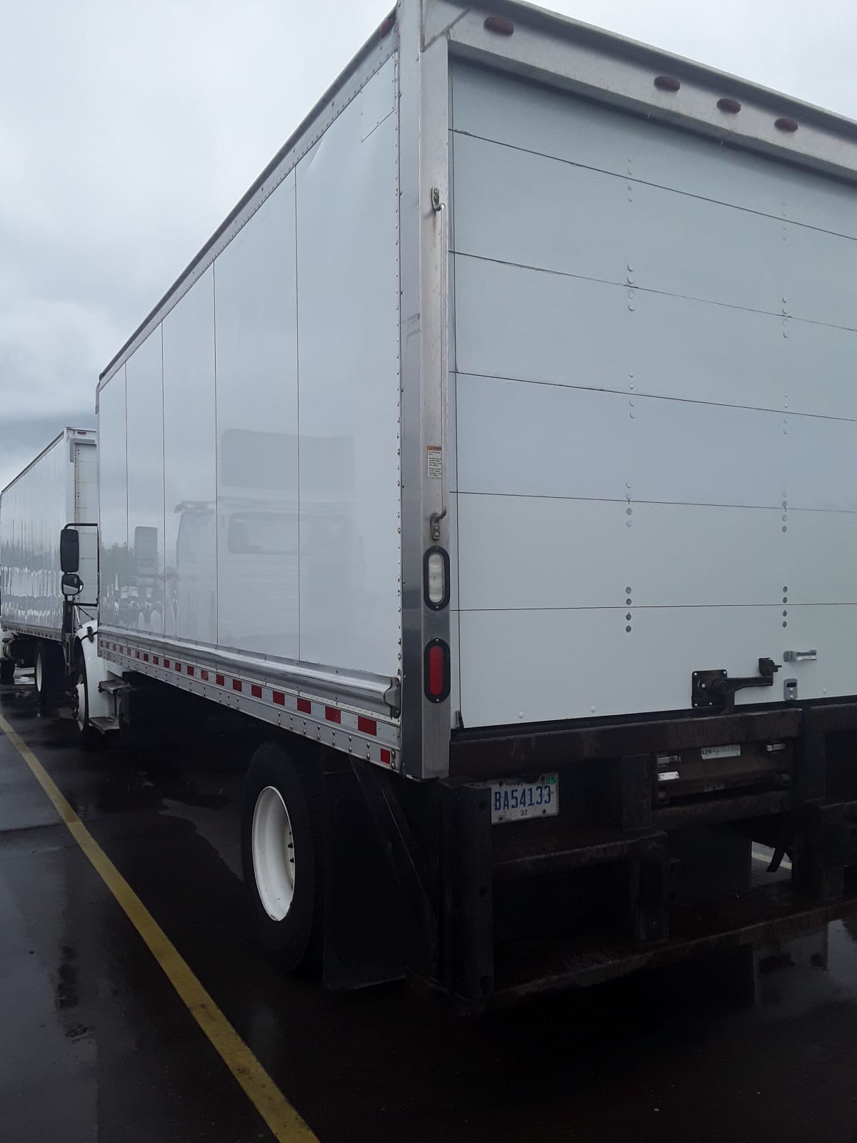 2016 Freightliner/Mercedes M2 106 647634