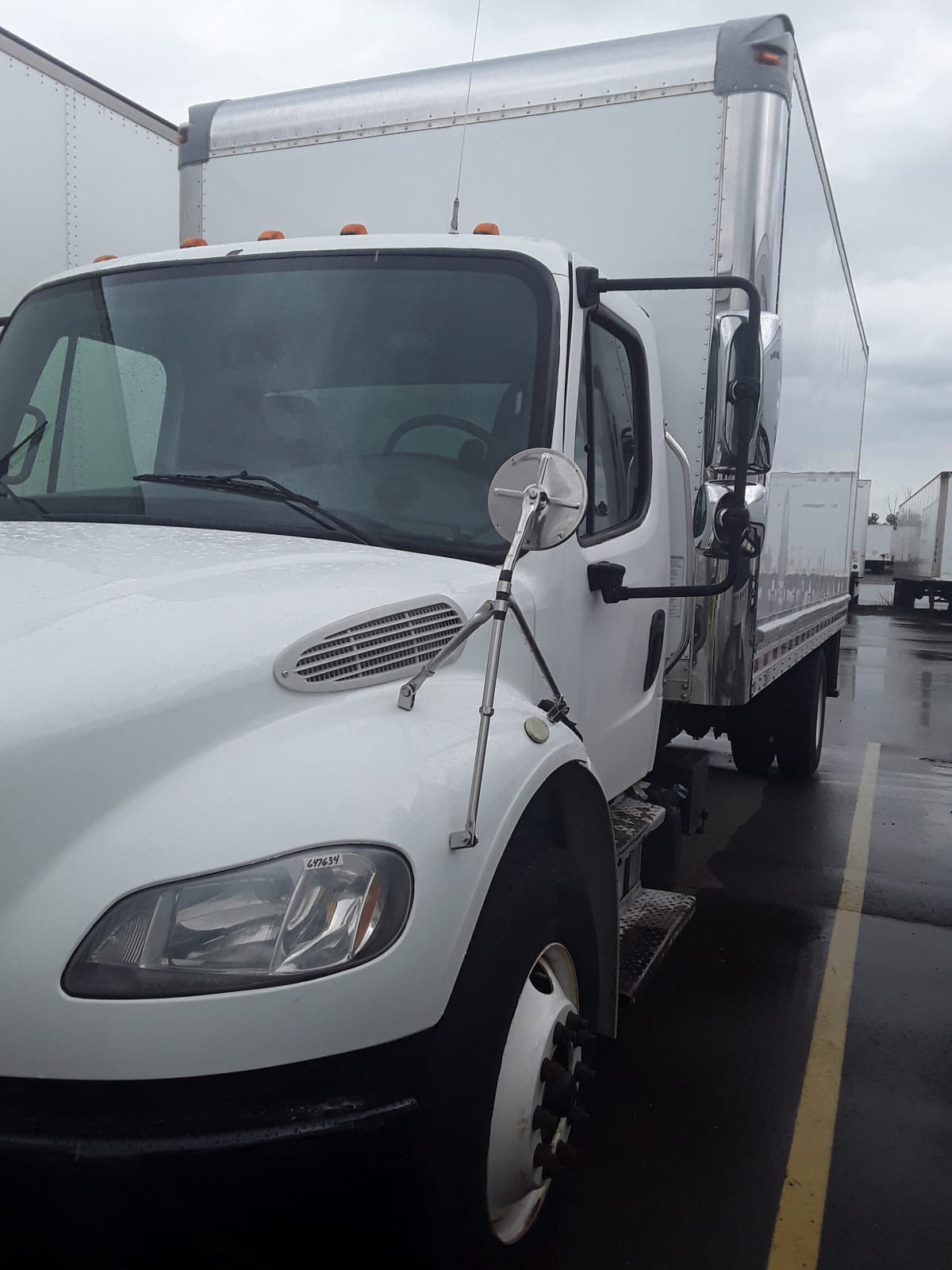 2016 Freightliner/Mercedes M2 106 647634