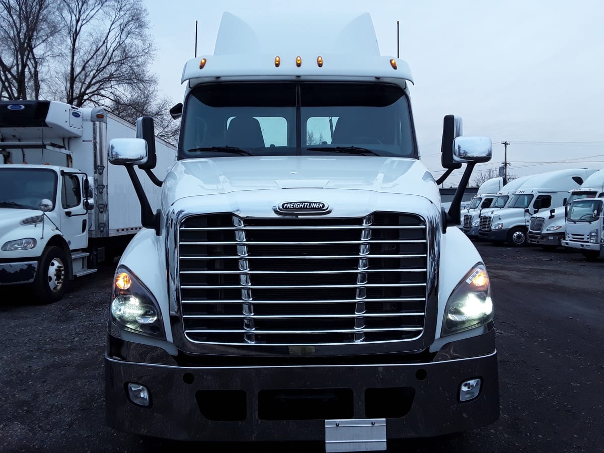 2016 Freightliner/Mercedes CASCADIA 125 647853