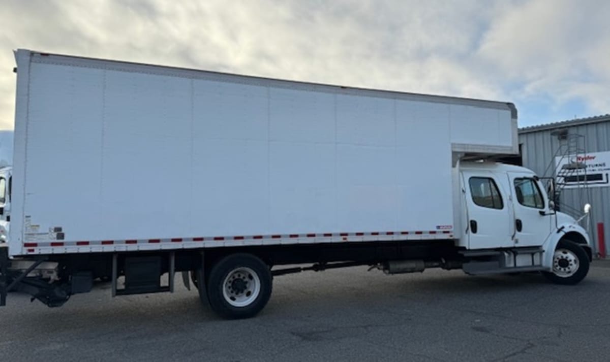 2016 Freightliner/Mercedes M2 106 647867