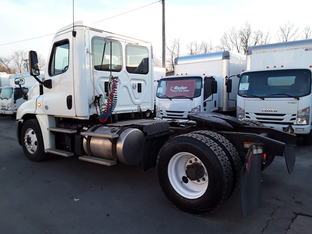 2016 Freightliner/Mercedes CASCADIA 125 647869