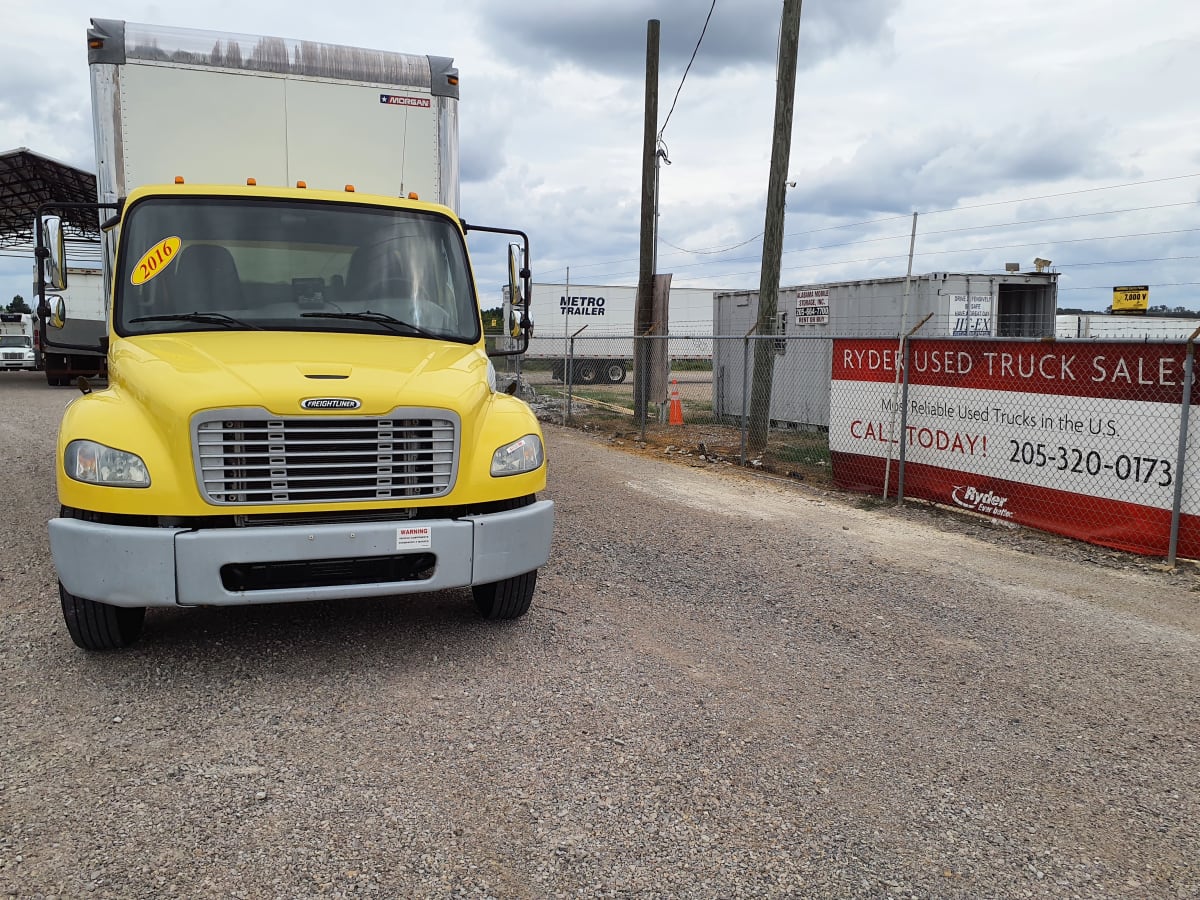 2016 Freightliner/Mercedes M2 106 647925