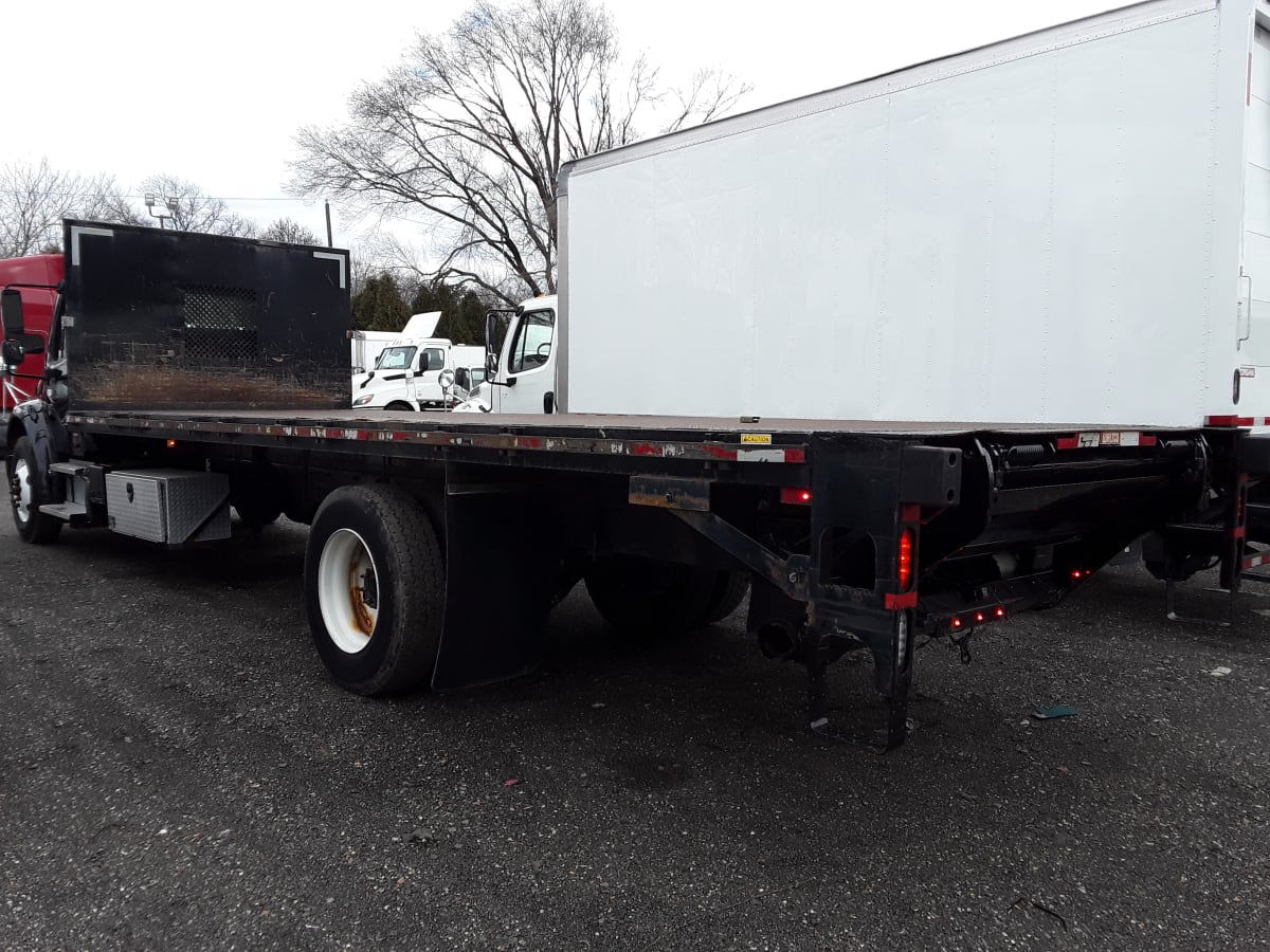 2016 Freightliner/Mercedes M2 106 647956