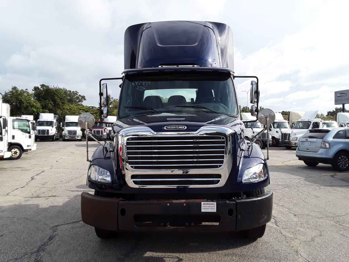 2016 Freightliner/Mercedes M2-112 647994