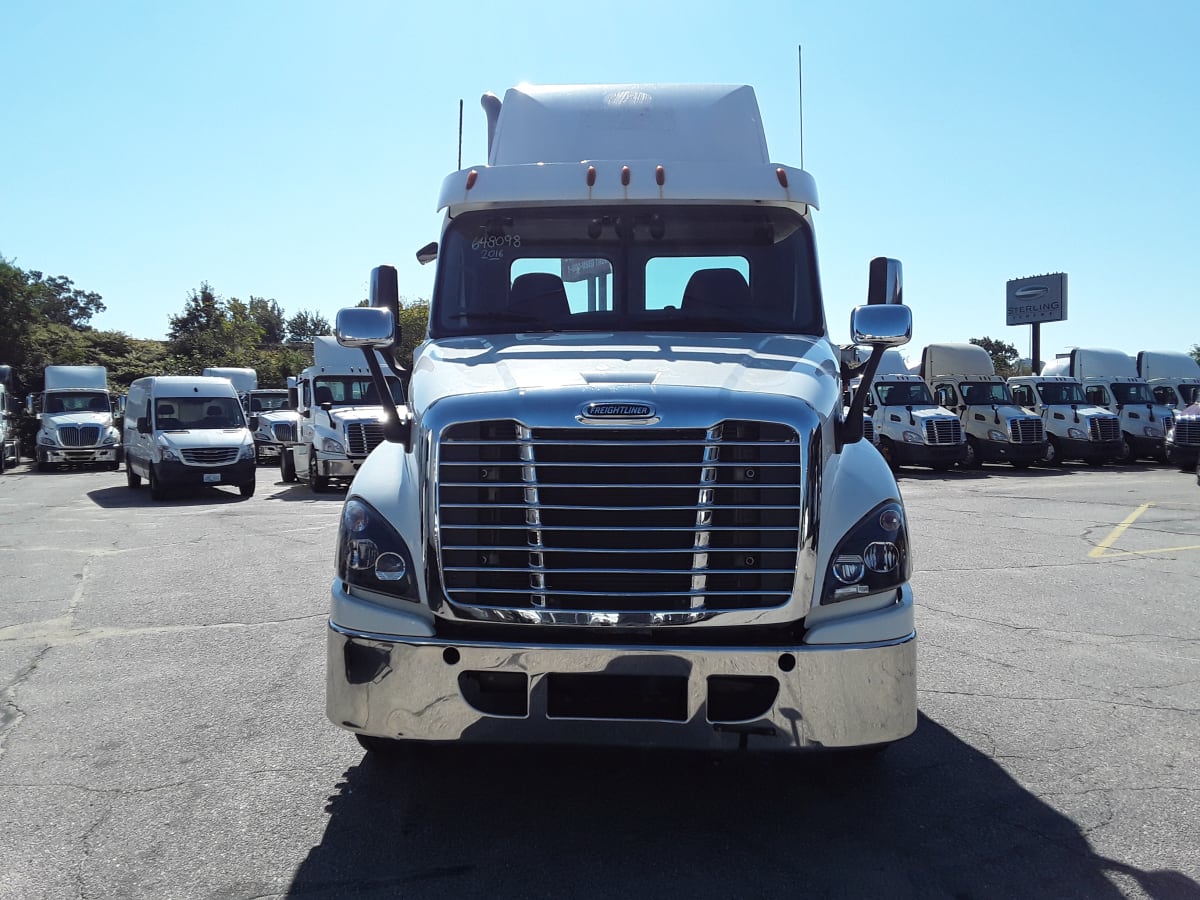 2016 Freightliner/Mercedes CASCADIA 125 648098