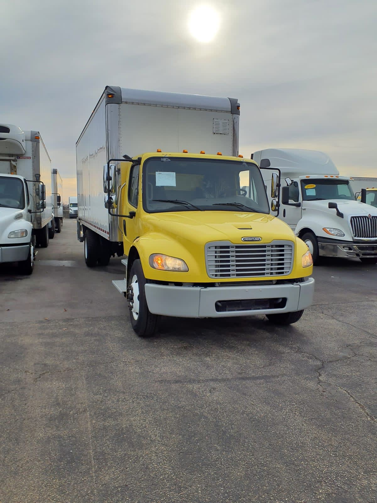 2016 Freightliner/Mercedes M2 106 648163