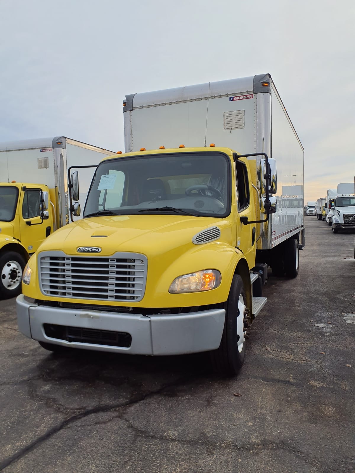 2016 Freightliner/Mercedes M2 106 648172