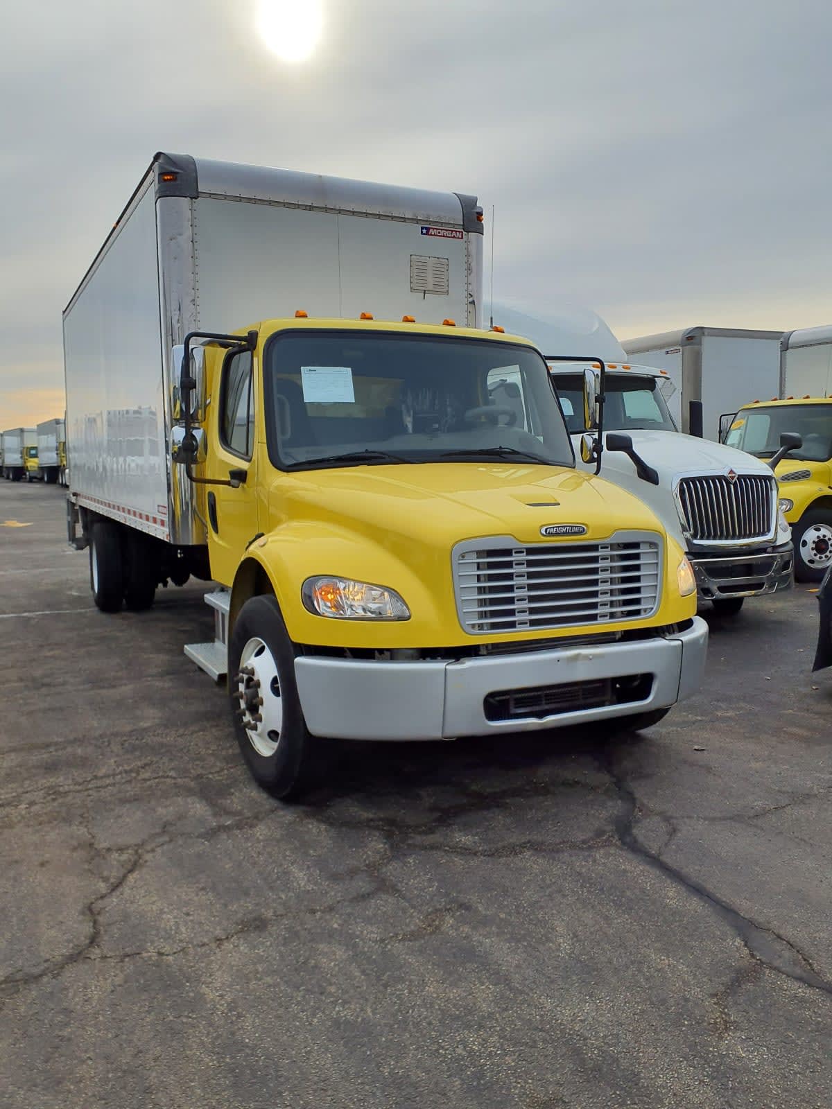 2016 Freightliner/Mercedes M2 106 648172