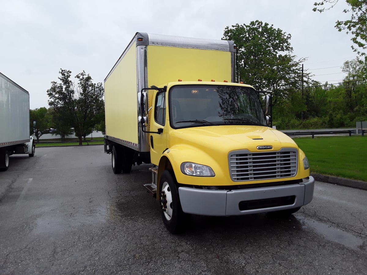 2016 Freightliner/Mercedes M2 106 648180