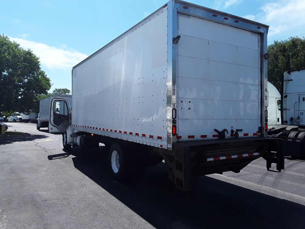 2016 Freightliner/Mercedes M2 106 648189