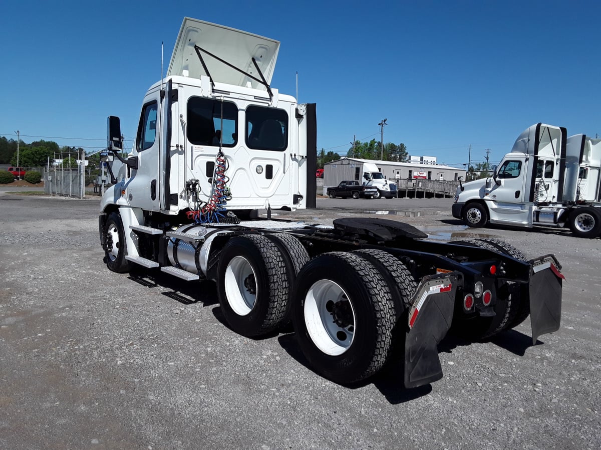 2016 Freightliner/Mercedes CASCADIA 125 648198