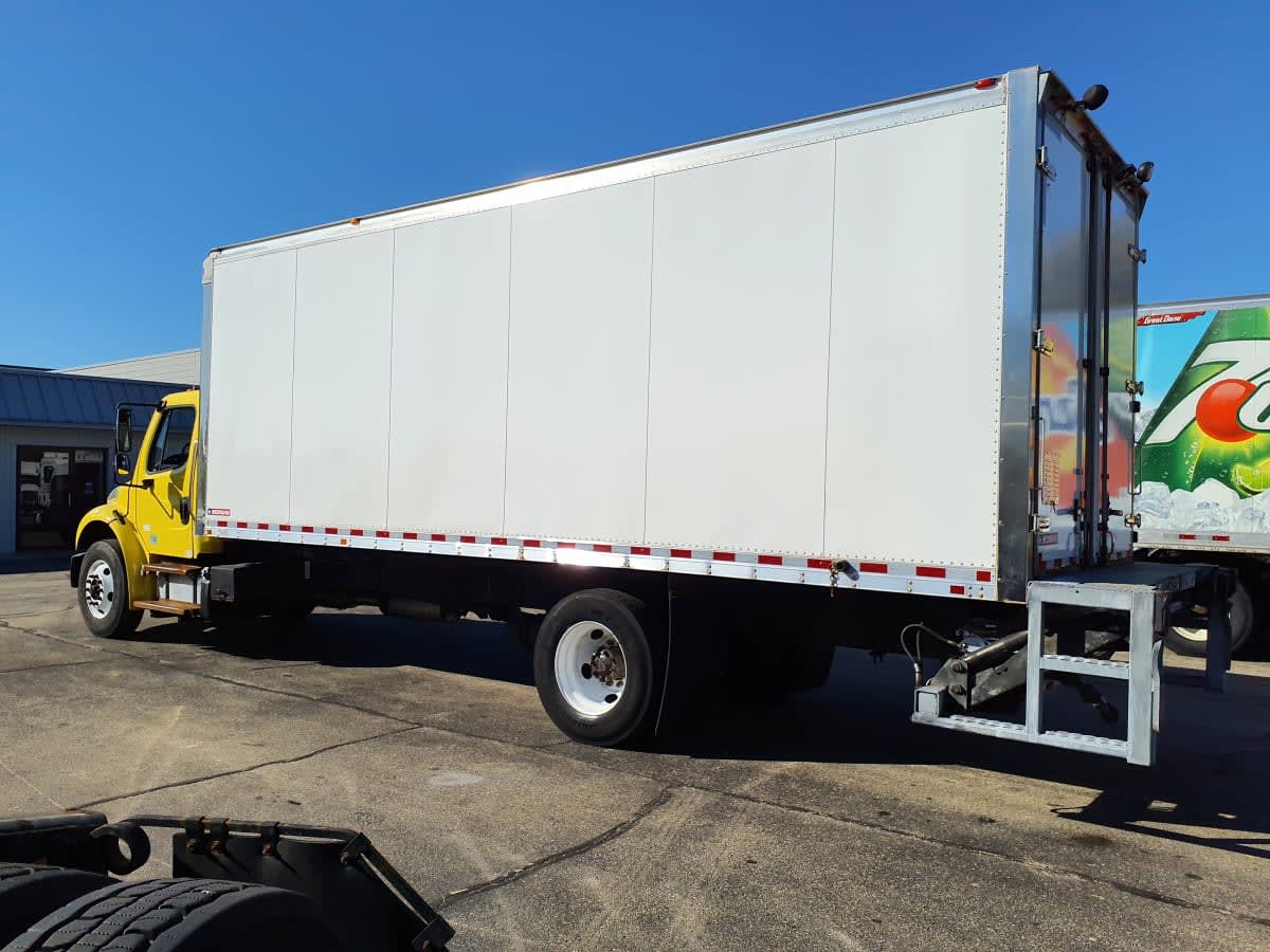 2016 Freightliner/Mercedes M2 106 648209