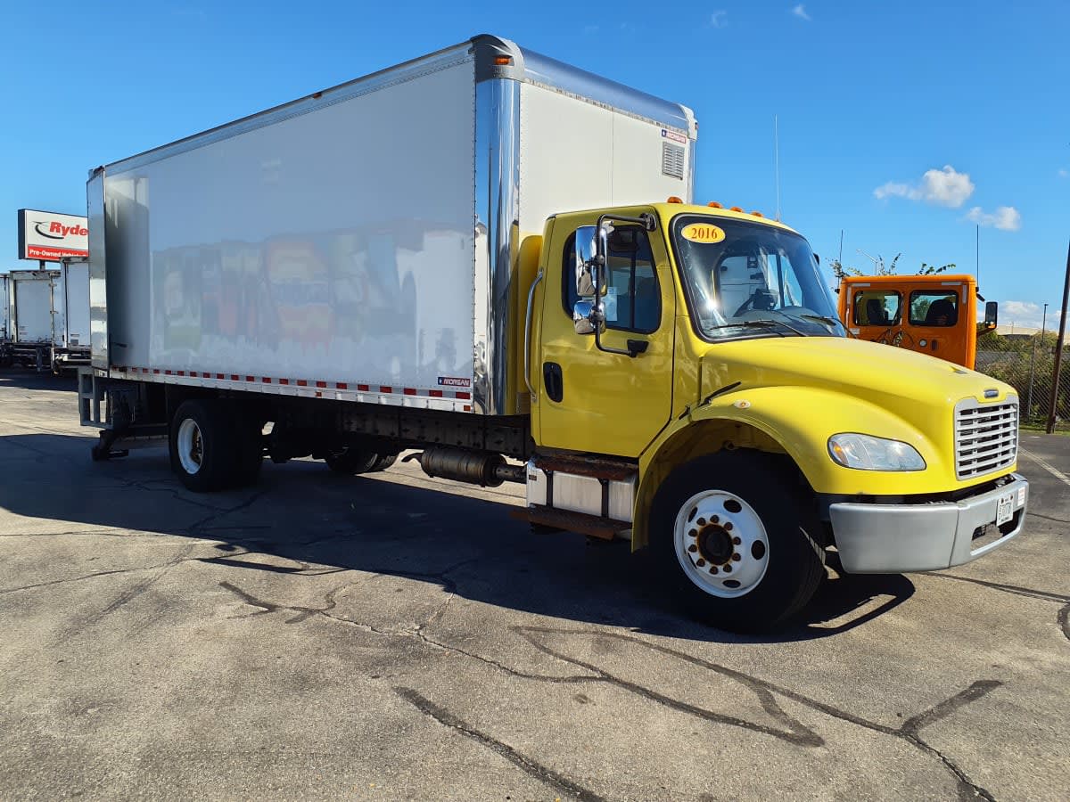2016 Freightliner/Mercedes M2 106 648213