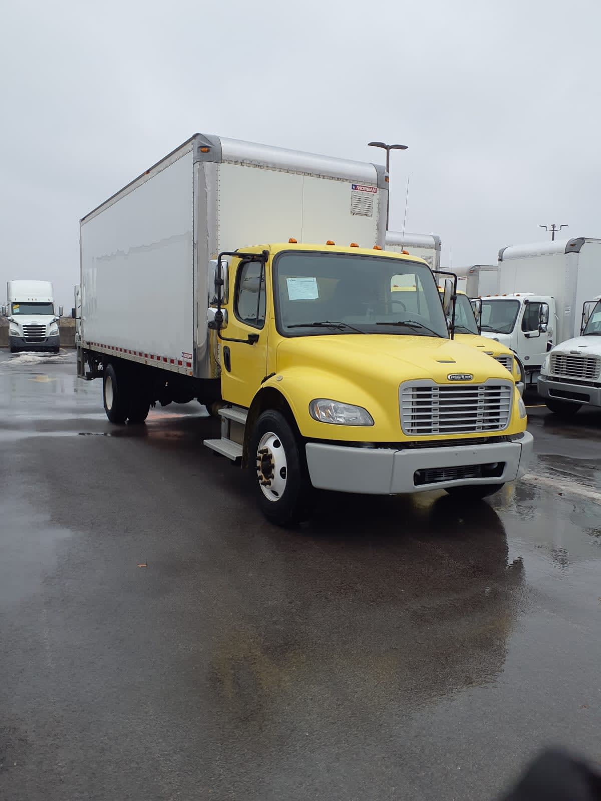 2016 Freightliner/Mercedes M2 106 648219