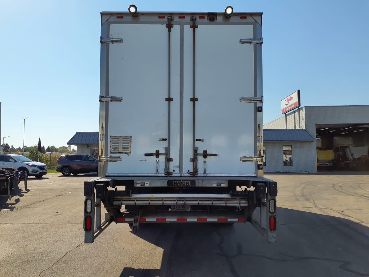 2016 Freightliner/Mercedes M2 106 648224