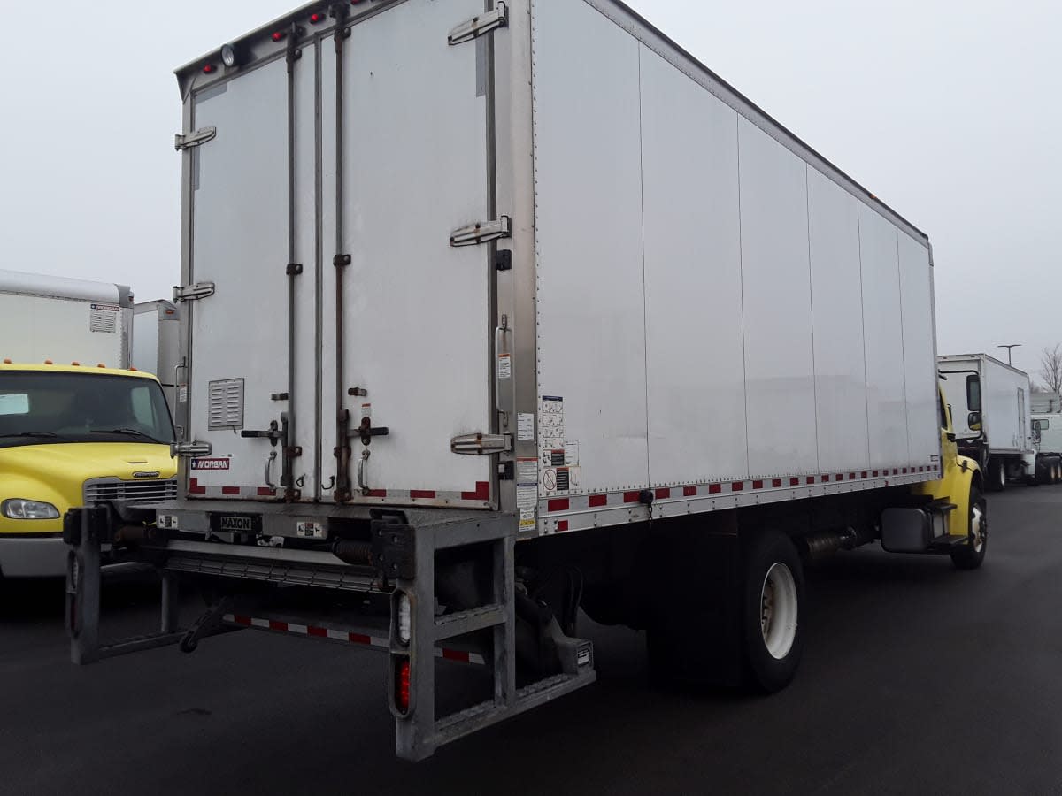 2016 Freightliner/Mercedes M2 106 648253