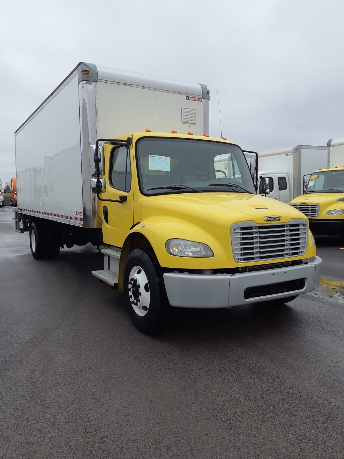 2016 Freightliner/Mercedes M2 106 648256