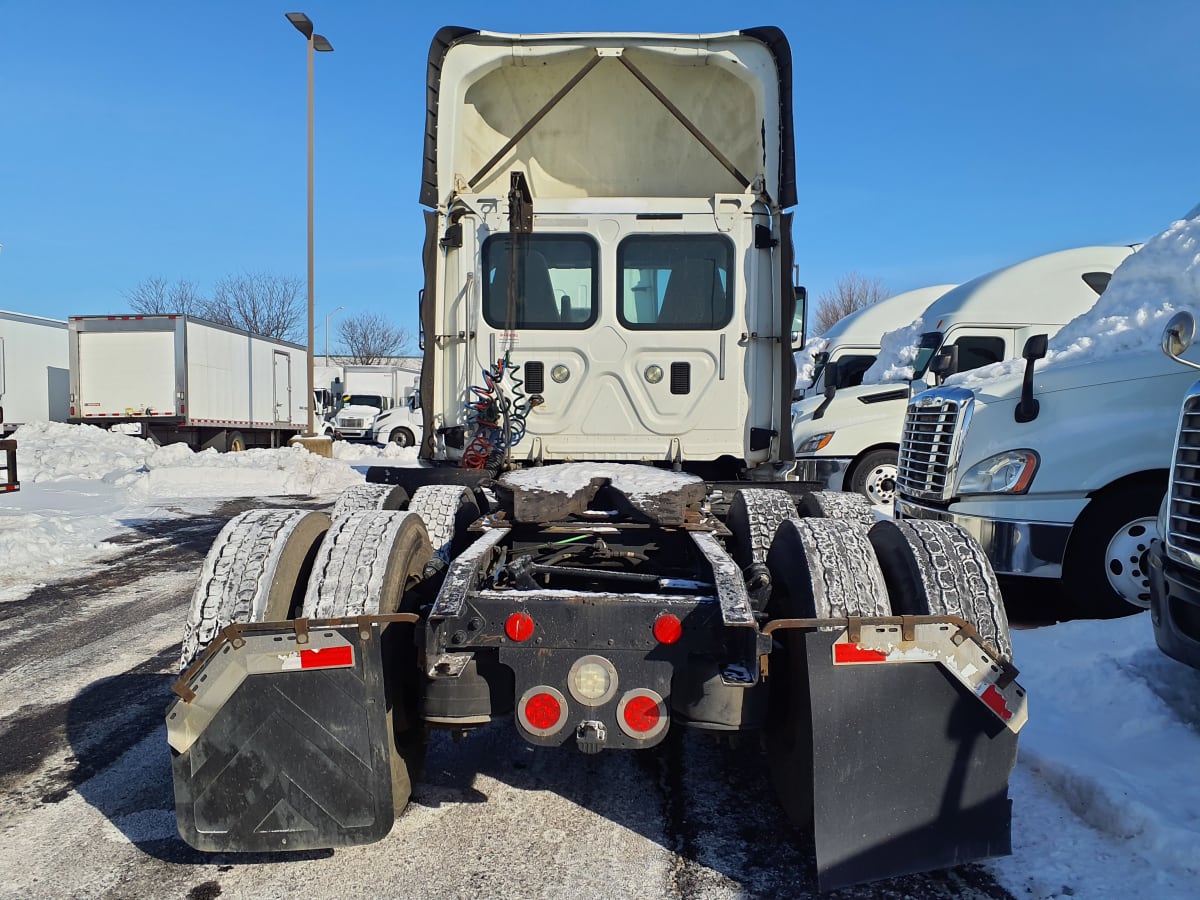 2016 Freightliner/Mercedes CASCADIA 125 648282